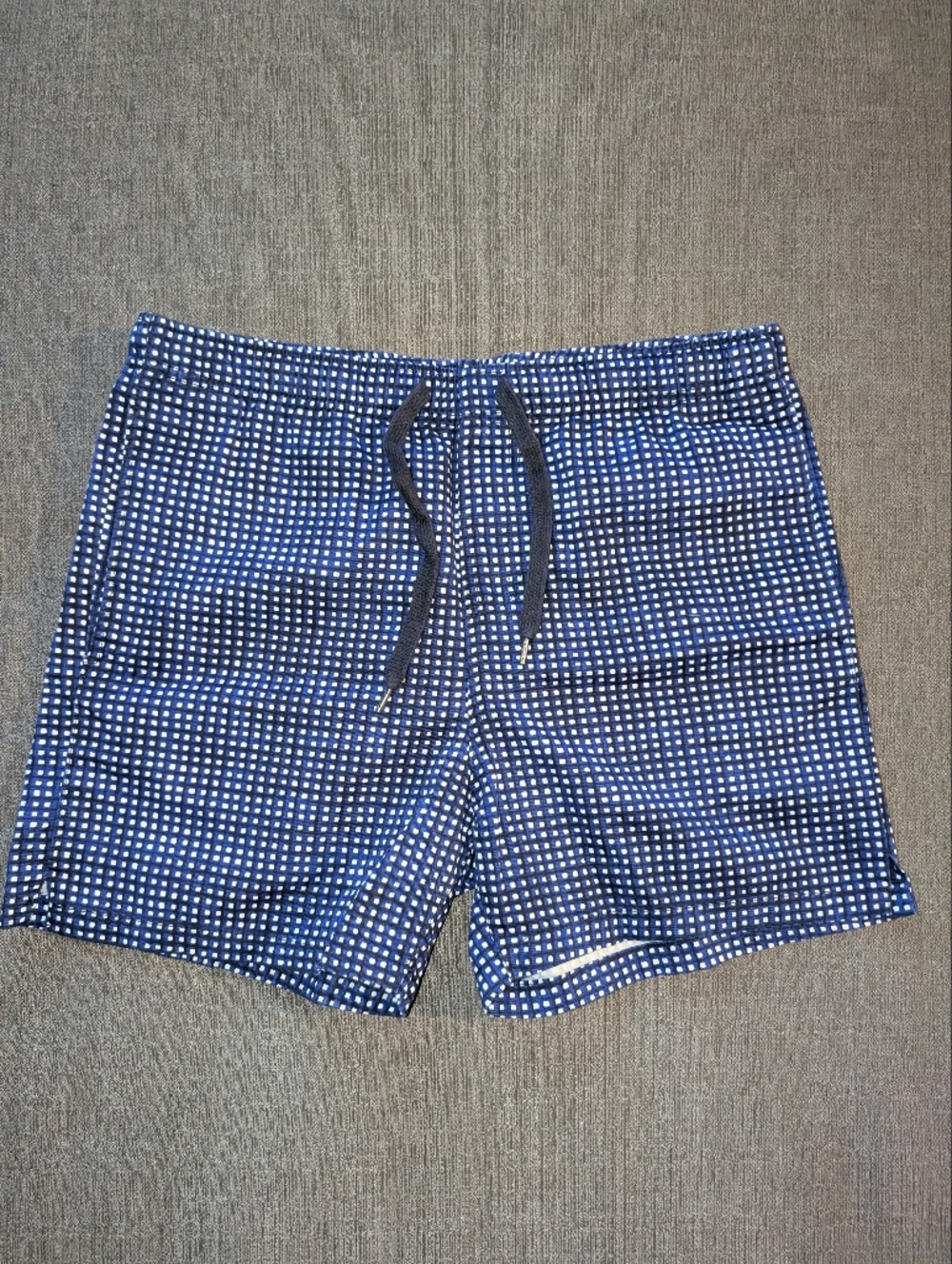 H&M Men’s Navy Blue Check Drawstring Athletic Shorts